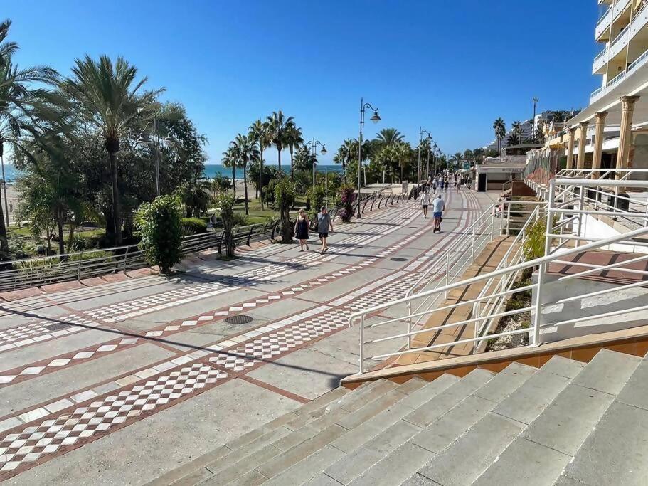 Estudio Miramarprimera Linea Playa Amazing Views เบนัลมาเดนา ภายนอก รูปภาพ