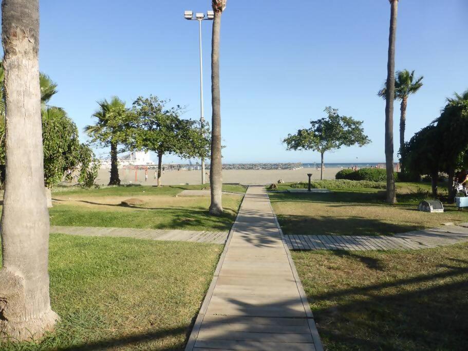 Estudio Miramarprimera Linea Playa Amazing Views เบนัลมาเดนา ภายนอก รูปภาพ